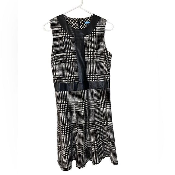 J. McLaughlin Women’s Kent Houndstooth Dress Fit and Flare Small Black/White - Picture 1 of 7